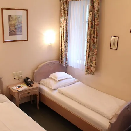 Am Josephsplatz Hotel